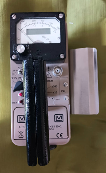 Ludlum Model 18 General Purpose Survey Meter-Like new