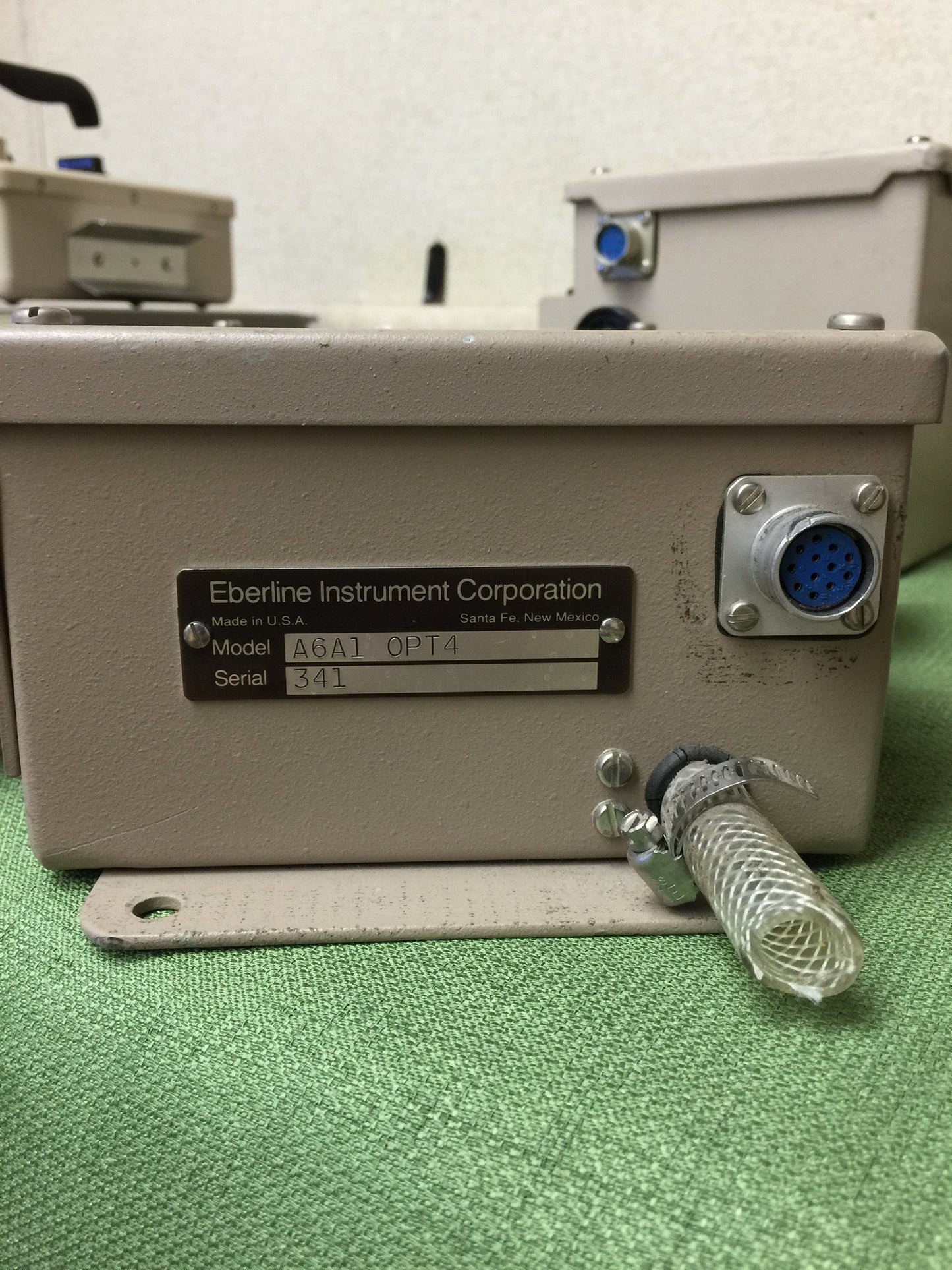 AMS-4 OPT4 Shielded remote sample head