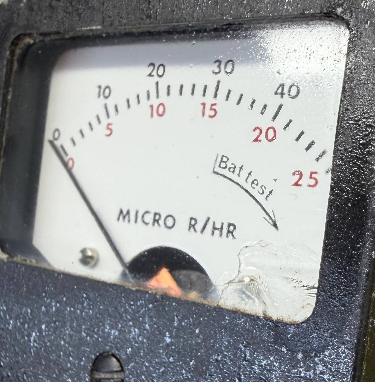 Ludlum Model 19 MicroR Meter - Classic Style - Blemished Glass