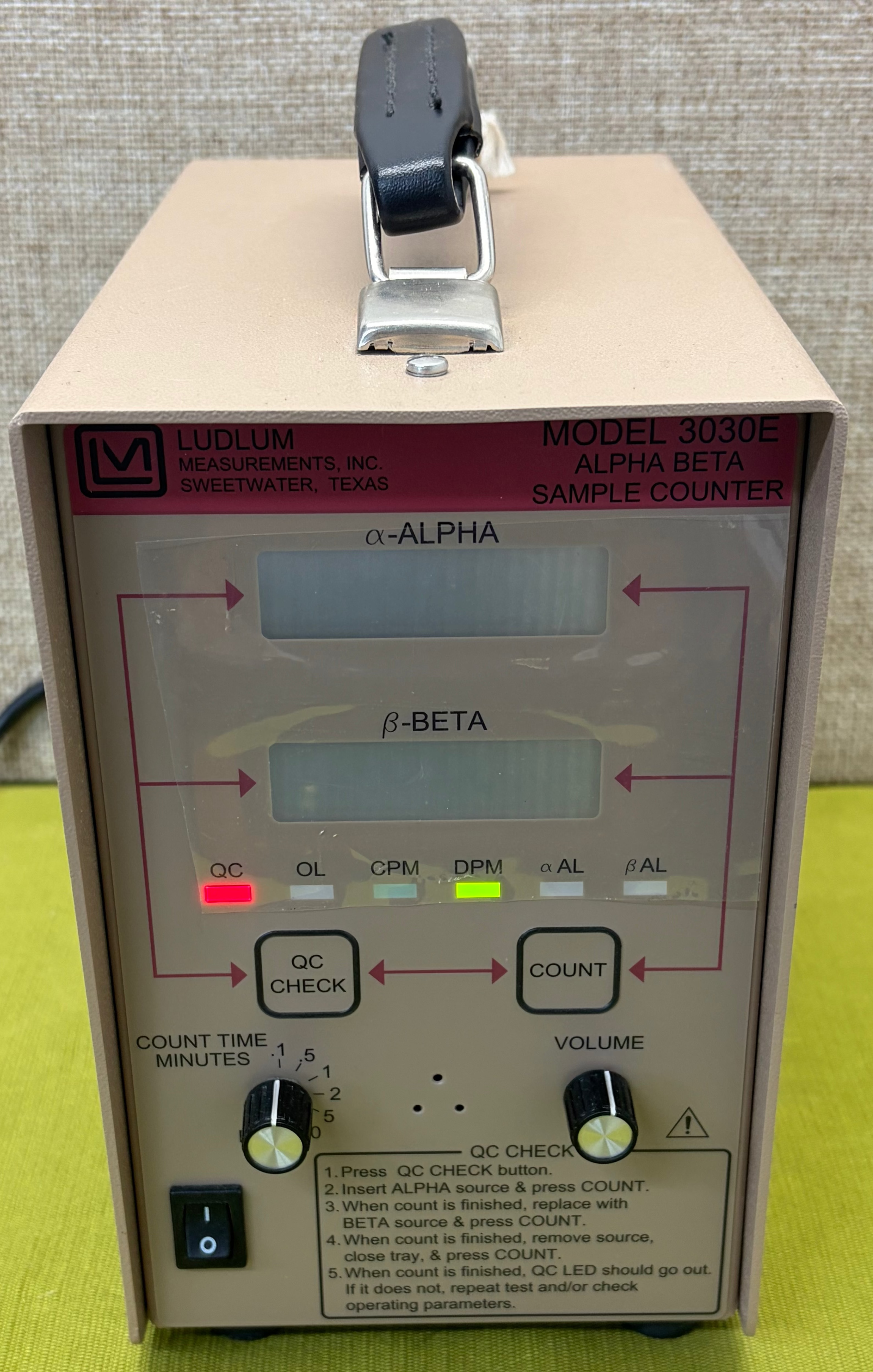 Ludlum Model 3030E Alpha Beta Sample Counter