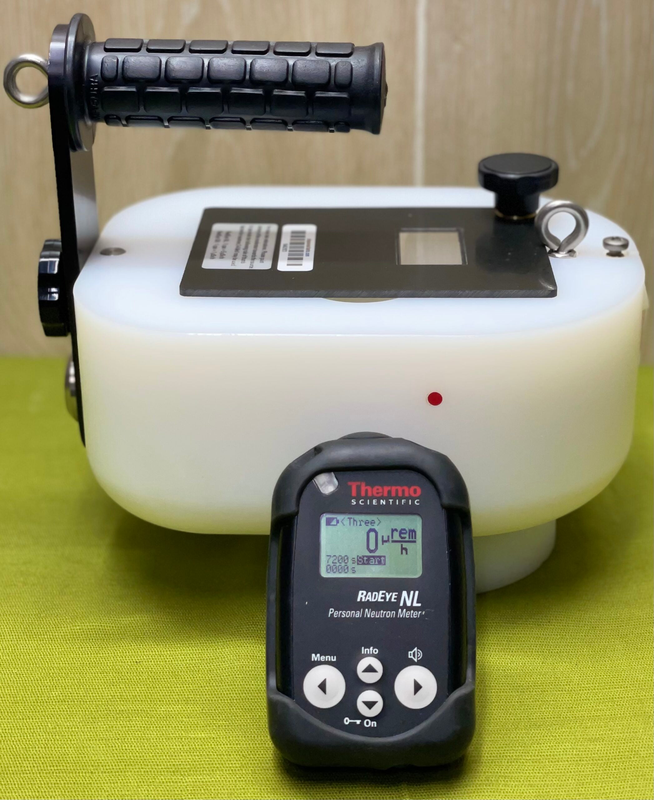 Thermo Scientific RadEye NL Personal Neutron Meter with RadE